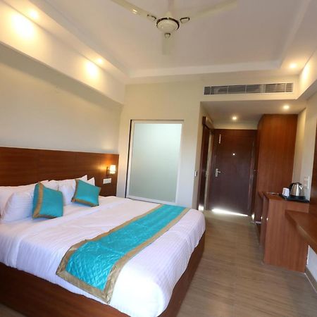 Aar Resort & Spa Dehradun Esterno foto