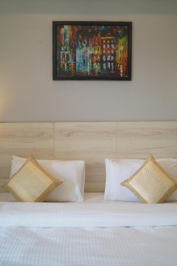 Aar Resort & Spa Dehradun Esterno foto